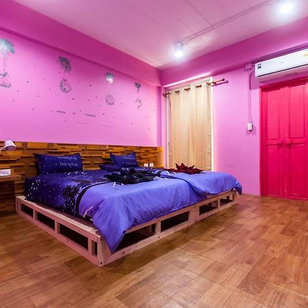 Firefly Phuket Hotel Patong Kültér fotó