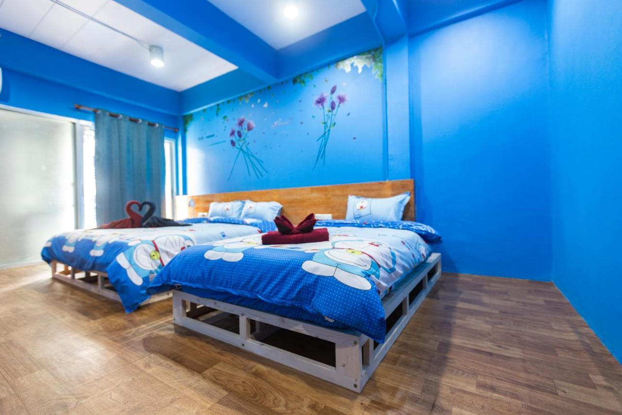 Firefly Phuket Hotel Patong Kültér fotó